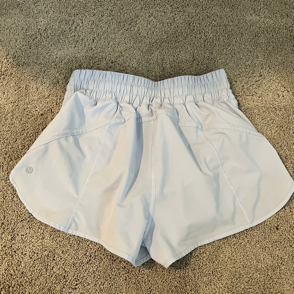 LULULEMON track that high rise 3inch inseam like new